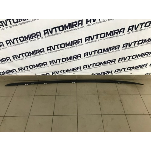 Рейлинг левый Opel Zafira B 2005-2011 13251279